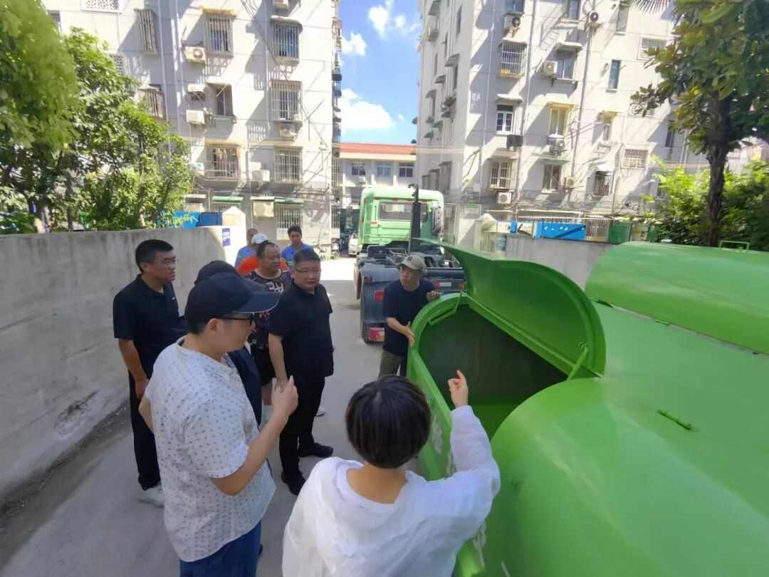 共和新路街道大力推进“装修垃圾不落地”新模式(图3) 共和新路街道大力推进“装修垃圾不落地”新模式