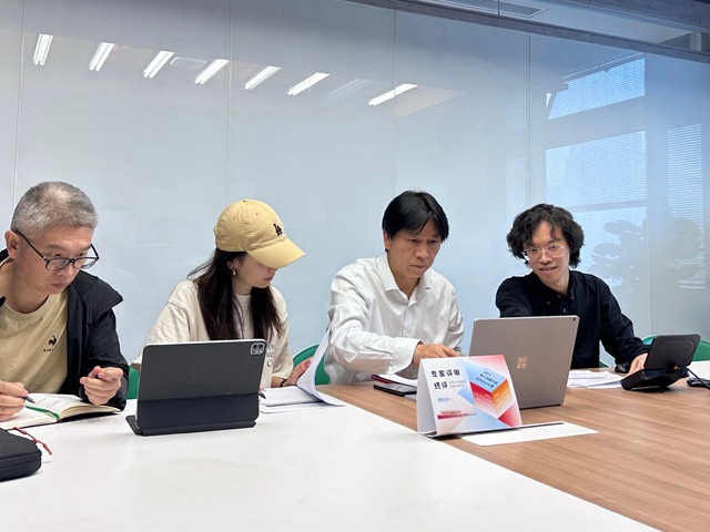 邹建2.jpg 邹建2.jpg